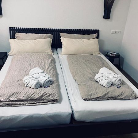 Free Apartment - Ermstal Bad Urach Dış mekan fotoğraf